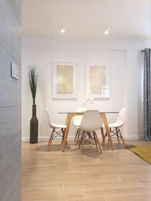 Апартаменты New Luxury House In The Center! Nuevo Piso De Lujo En El Centro. Малага Экстерьер фото