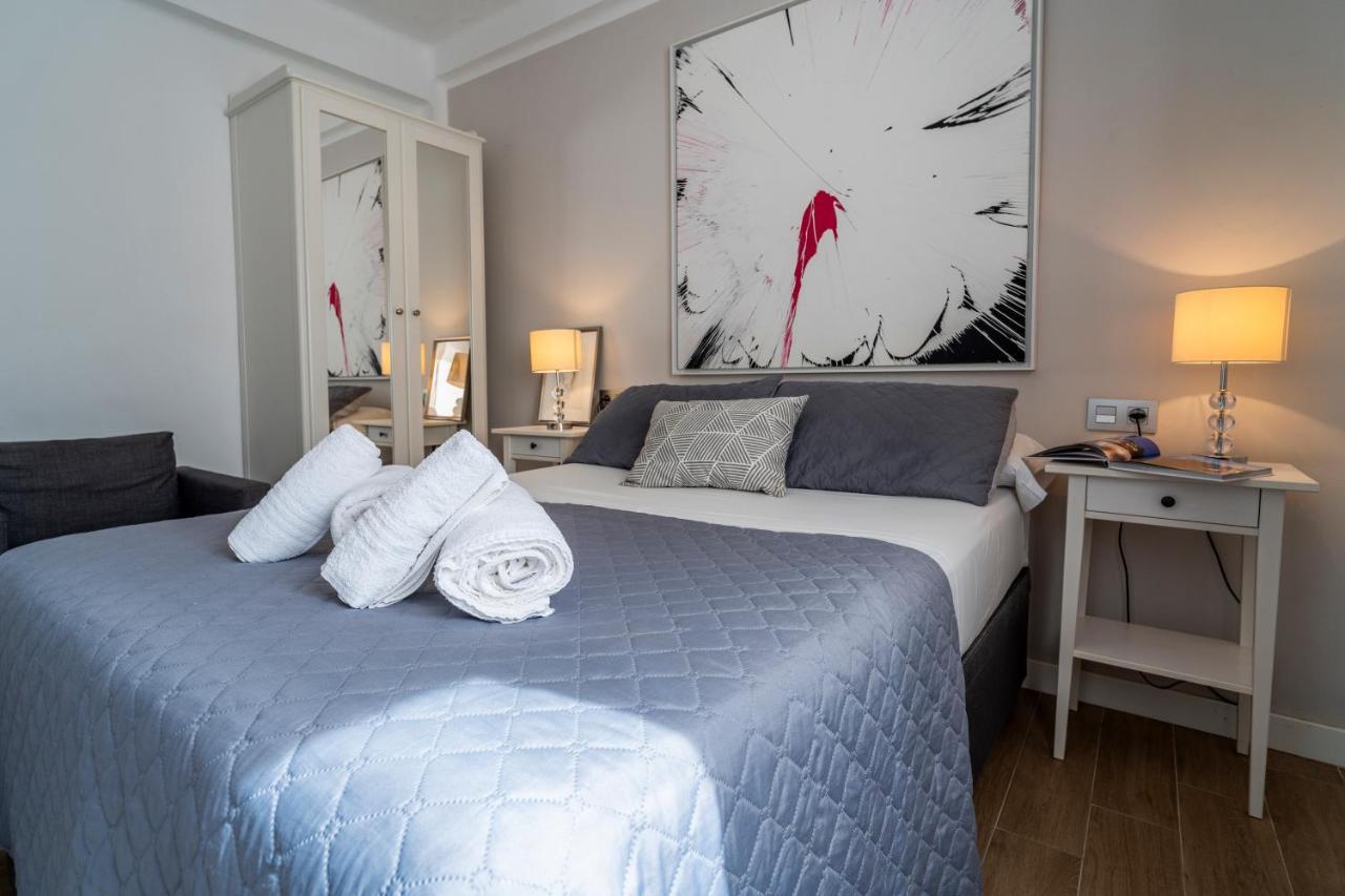 Апартаменты New Luxury House In The Center! Nuevo Piso De Lujo En El Centro. Малага Экстерьер фото