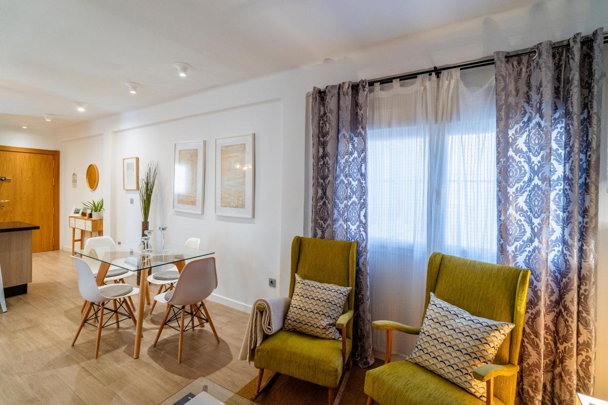 Апартаменты New Luxury House In The Center! Nuevo Piso De Lujo En El Centro. Малага Экстерьер фото
