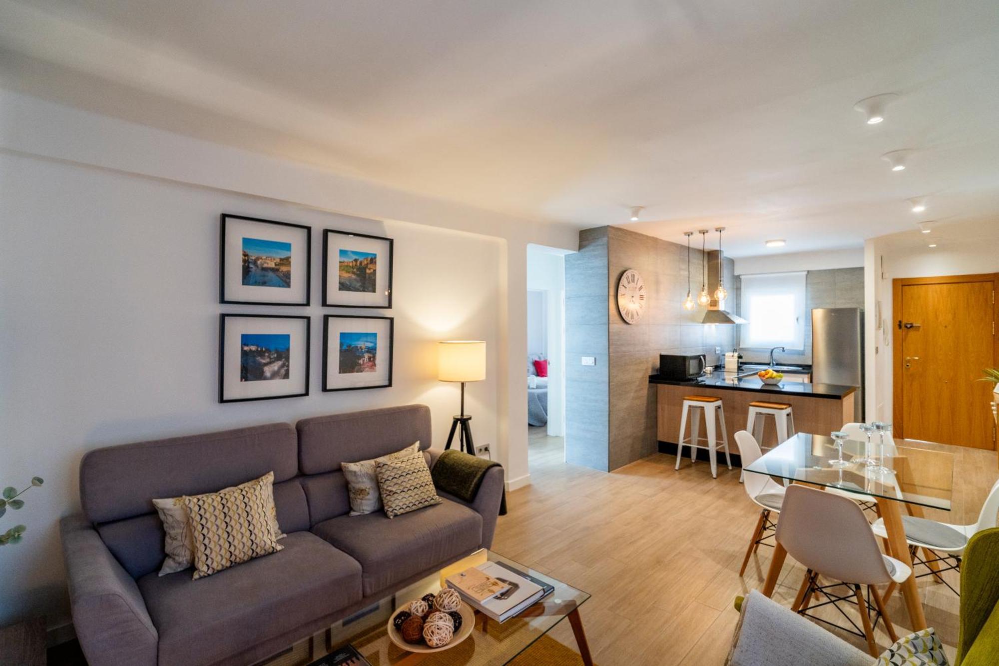 Апартаменты New Luxury House In The Center! Nuevo Piso De Lujo En El Centro. Малага Экстерьер фото